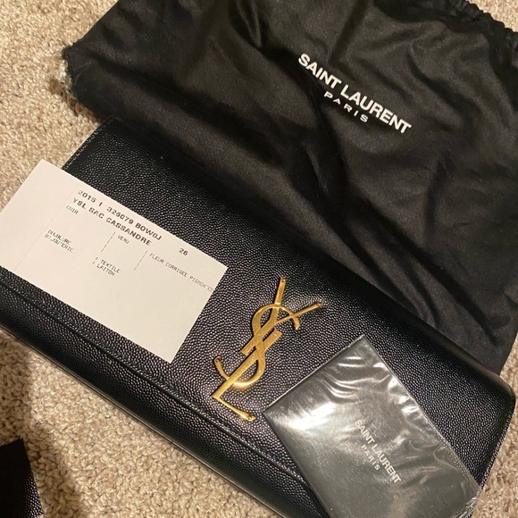 YSL Calfskin Grained Clutch - Picture 2 of 3